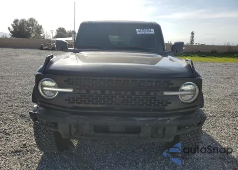 2024 Ford Bronco Wildtrak z USA, uszkodzony, nr VIN 1FMEE2BP2RLA08041